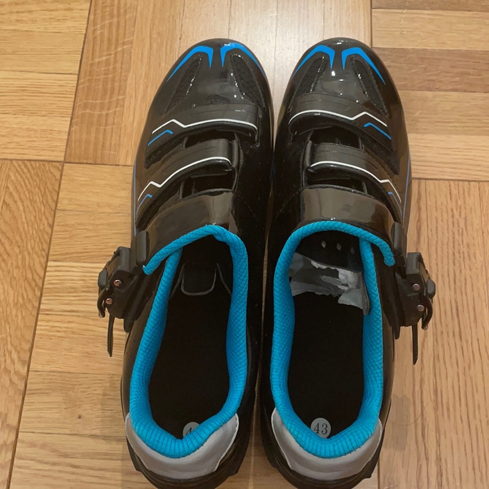 Men’s cycling shoes